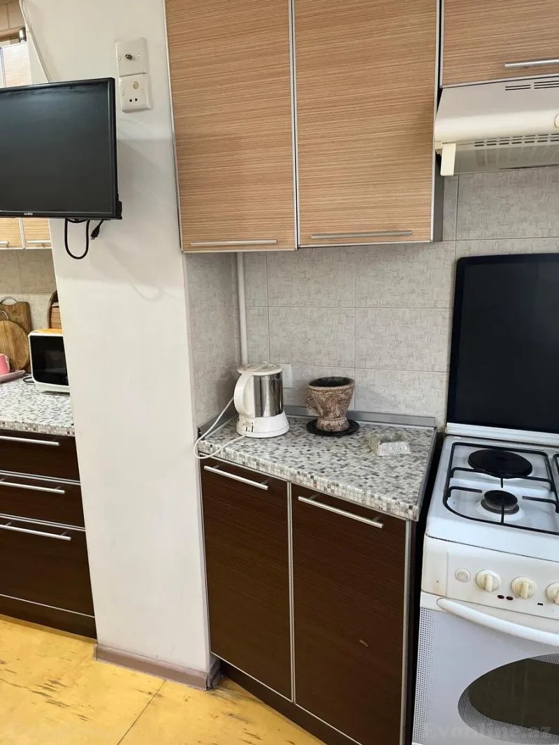 Kirayə verilir 3 otaqlı Mənzil Köhnə tikili 70 m² Xalqlar Dostluğu m. - şəkil 7