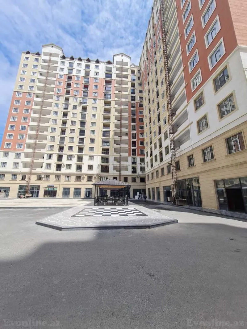 3 otaqlı Mənzil 105 m² Nəriman Nərimanov m. Satılır