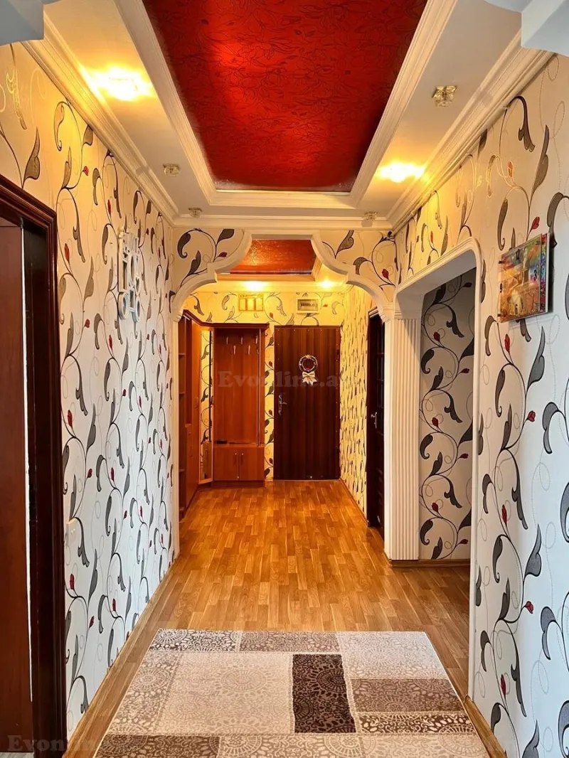 Satılır 5 otaqlı Mənzil Köhnə tikili 110 m² Suraxanı r. - şəkil 9