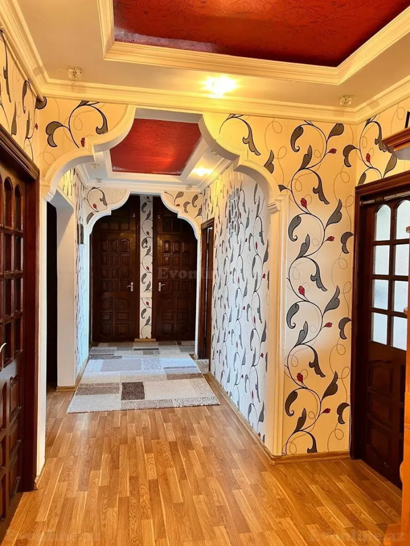 Satılır 5 otaqlı Mənzil Köhnə tikili 110 m² Suraxanı r. - şəkil 10