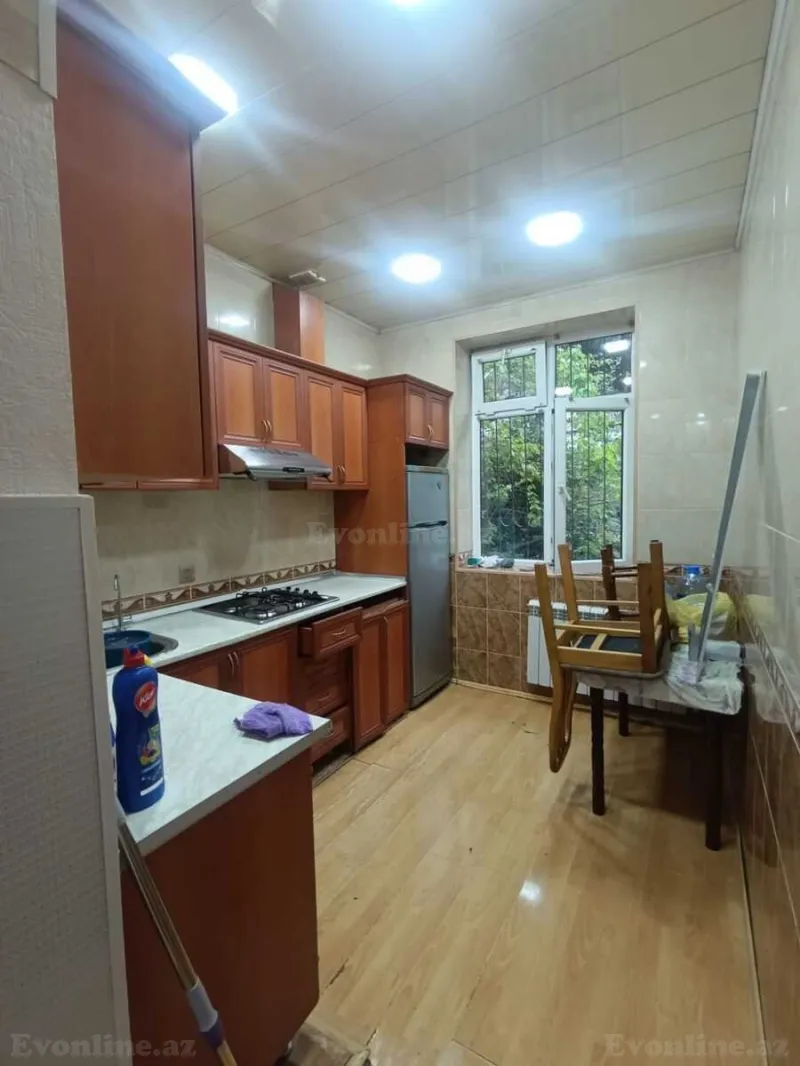 Kirayə verilir 2 otaqlı Mənzil Köhnə tikili 60 m² Böyükşor - şəkil 9