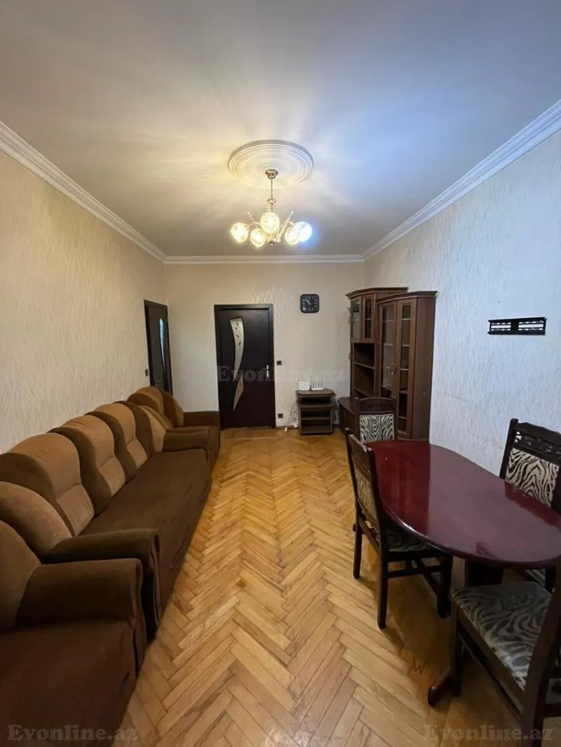 Satılır 2 otaqlı Mənzil Köhnə tikili 55 m² 2-ci mikrorayon - şəkil 2