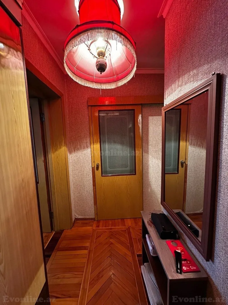 Satılır 3 otaqlı Mənzil Köhnə tikili 92 m² Nəriman Nərimanov m. - şəkil 4