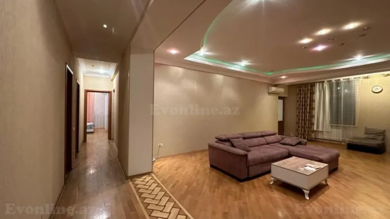 Kirayə verilir 3 otaqlı Mənzil Yeni tikili 148 m² 28 May m. - şəkil 6