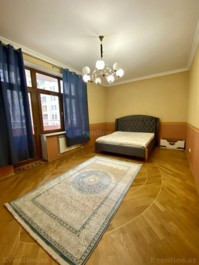Kirayə verilir 3 otaqlı Mənzil Yeni tikili 148 m² 28 May m. - şəkil 13