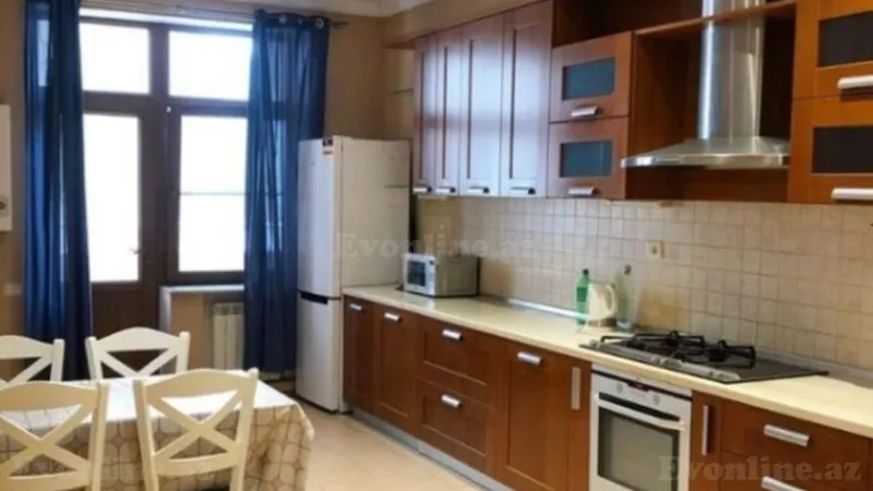 Kirayə verilir 3 otaqlı Mənzil Yeni tikili 148 m² 28 May m. - şəkil 15