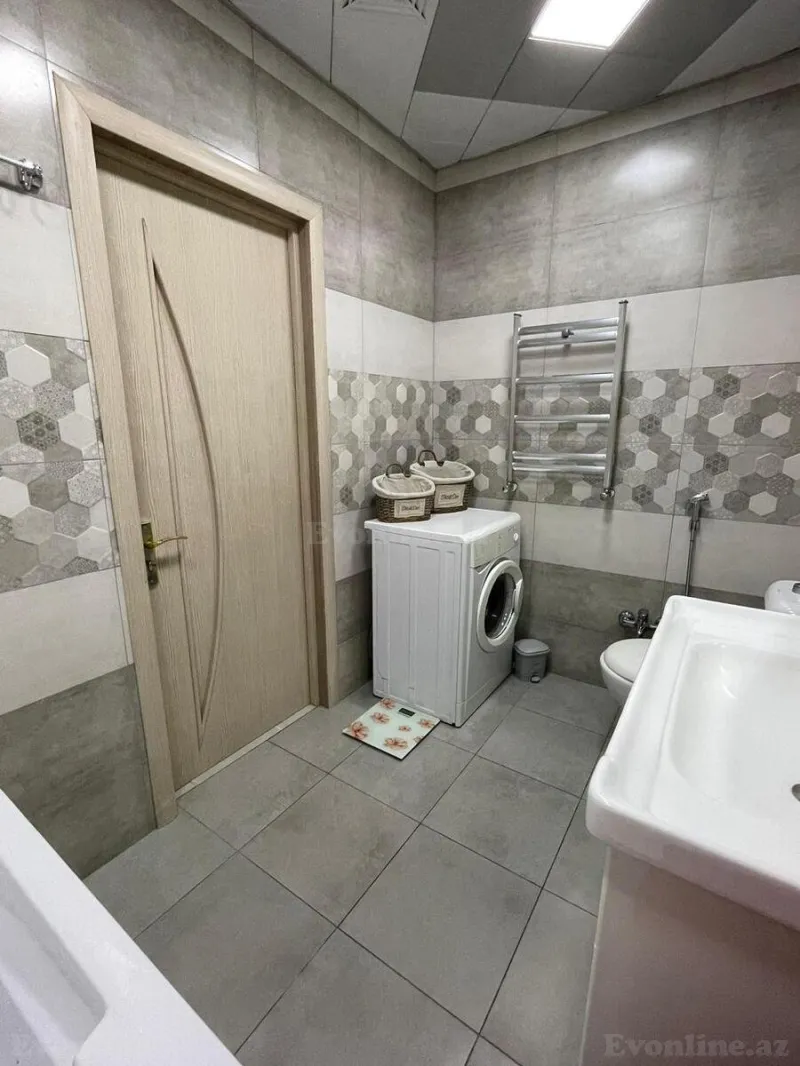 Kirayə verilir 2 otaqlı Mənzil Yeni tikili 60 m² İnşaatçılar m. - şəkil 14