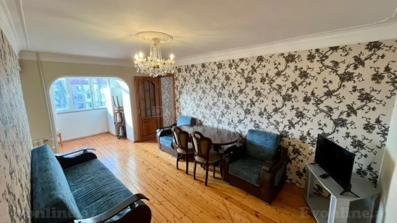 3 otaqlı Mənzil 66 m² 8-ci kilometr Satılır