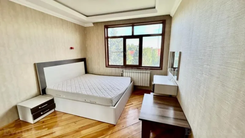 Satılır 2 otaqlı Mənzil Köhnə tikili 55 m² 6-cı mikrorayon - şəkil 2