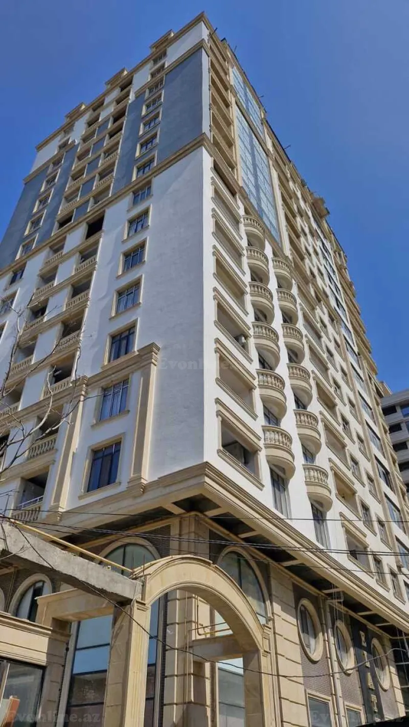 Satılır 3 otaqlı Mənzil Yeni tikili 146 m² Nərimanov r. - şəkil 2