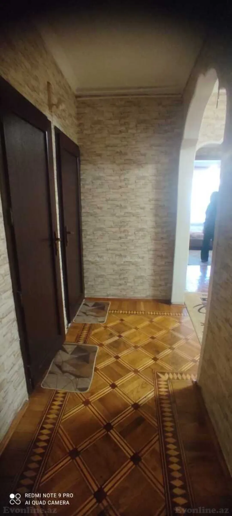 Satılır 4 otaqlı Mənzil Köhnə tikili 85 m² Xalqlar Dostluğu m. - şəkil 11