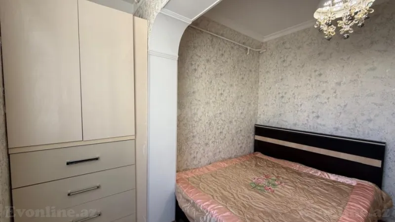Satılır 2 otaqlı Mənzil Köhnə tikili 40 m² 8-ci mikrorayon - şəkil 3