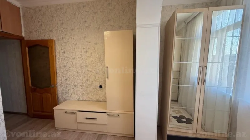 Satılır 2 otaqlı Mənzil Köhnə tikili 40 m² 8-ci mikrorayon - şəkil 7