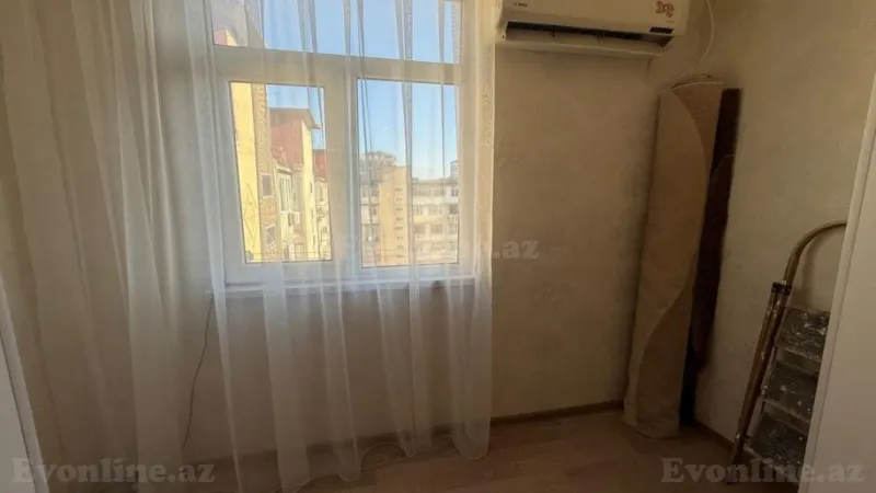 Satılır 2 otaqlı Mənzil Köhnə tikili 40 m² 8-ci mikrorayon - şəkil 12