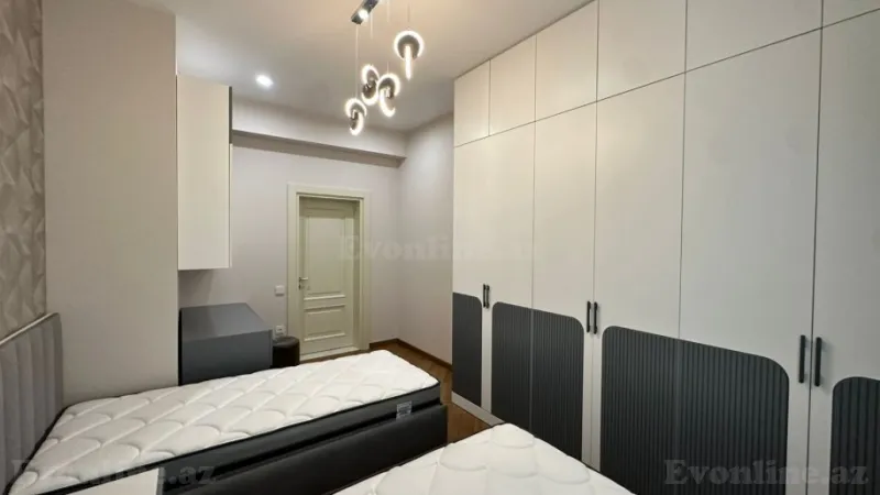Satılır 3 otaqlı Mənzil Yeni tikili 90 m² 28 May m. - şəkil 13
