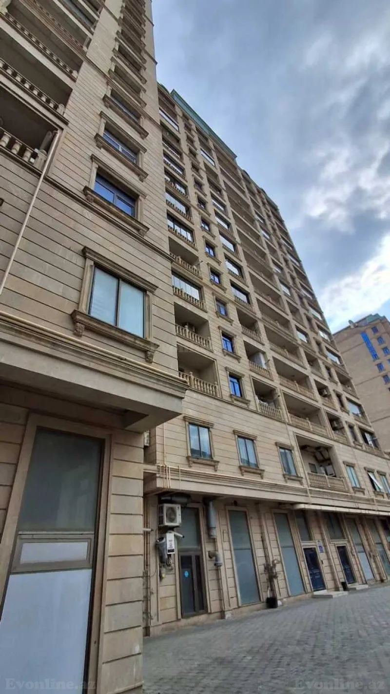 Satılır 3 otaqlı Mənzil Yeni tikili 122 m² Nəsimi r. - şəkil 2