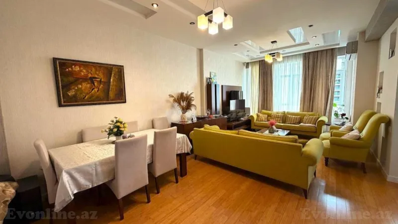 3 otaqlı Mənzil 132 m² Yasamal Satılır