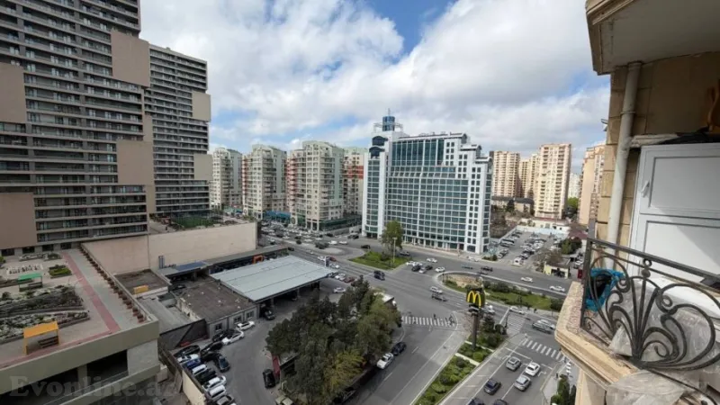 Satılır 3 otaqlı Mənzil Yeni tikili 132 m² Yasamal - şəkil 3