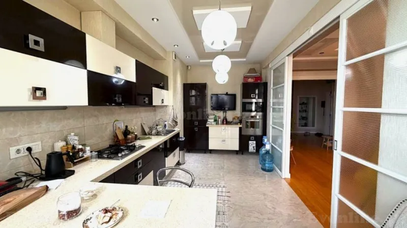 Satılır 3 otaqlı Mənzil Yeni tikili 132 m² Yasamal - şəkil 11