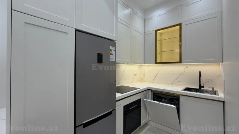 Kirayə verilir 3 otaqlı Mənzil Yeni tikili 100 m² Xətai r. - şəkil 8