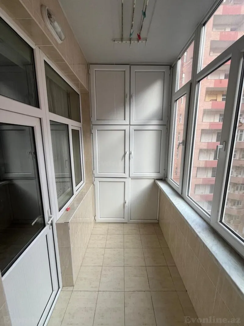 Kirayə verilir 2 otaqlı Mənzil Yeni tikili 70 m² İnşaatçılar m. - şəkil 10