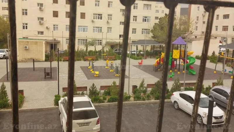 Kirayə verilir 2 otaqlı Mənzil Köhnə tikili 57 m² Lökbatan