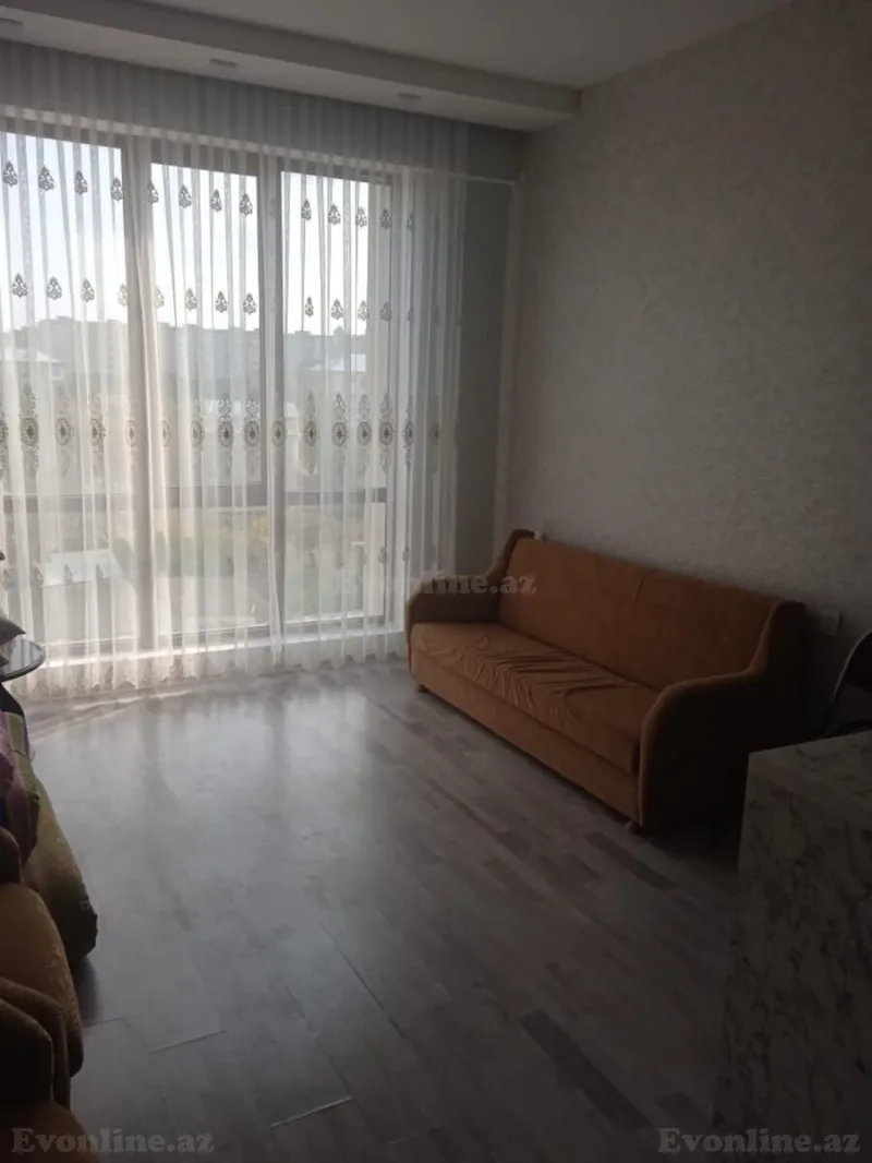 Kirayə verilir 3 otaqlı Mənzil Yeni tikili 90 m² Sabunçu r.