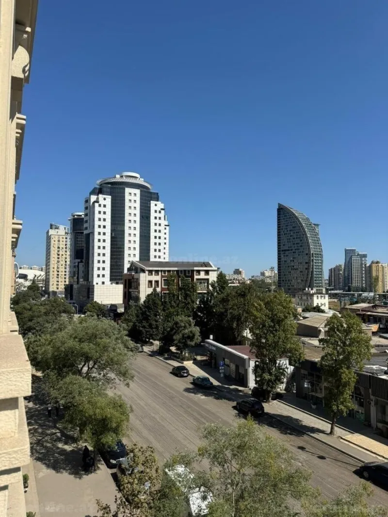 Satılır 3 otaqlı Mənzil Yeni tikili 166 m² Nərimanov r. - şəkil 12