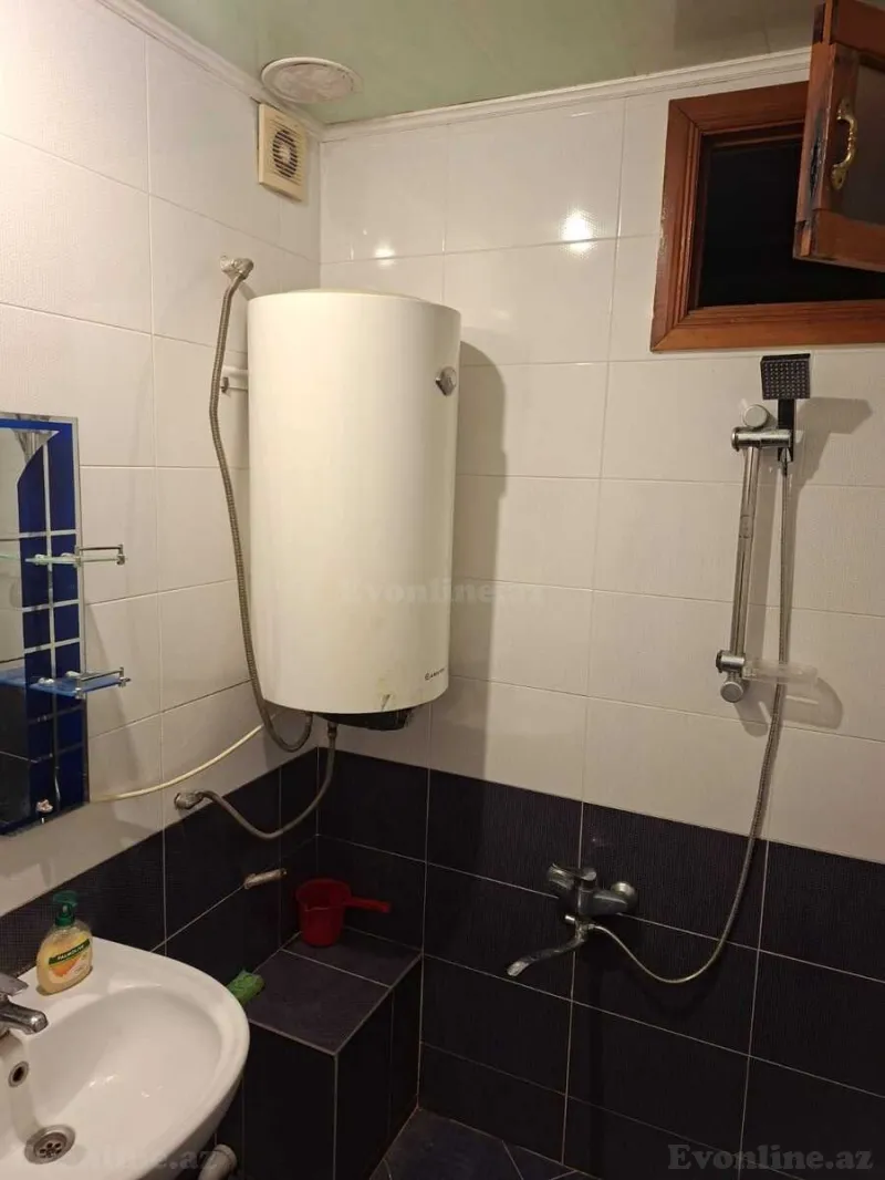 Kirayə verilir 2 otaqlı Mənzil Köhnə tikili 45 m² 4-cü mikrorayon - şəkil 7