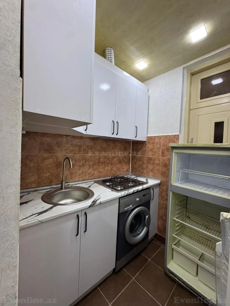 Satılır 2 otaqlı Mənzil Köhnə tikili 45 m² 2-ci mikrorayon - şəkil 6