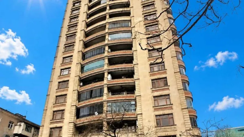 Satılır 4 otaqlı Mənzil Yeni tikili 175 m² Nəriman Nərimanov m.