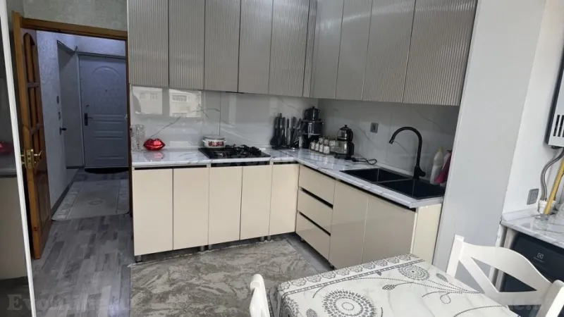 Satılır 2 otaqlı Mənzil Köhnə tikili 65 m² Əhmədli - şəkil 4