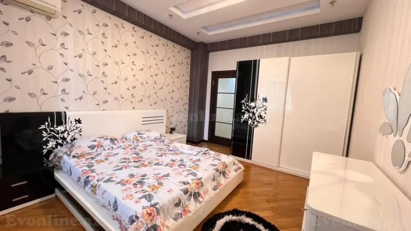 Kirayə verilir 3 otaqlı Mənzil Yeni tikili 150 m² Xətai m. - şəkil 8