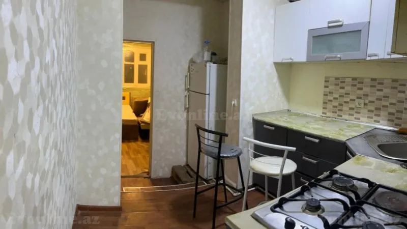 3 otaqlı Mənzil 70 m² 7-ci mikrorayon Kirayə verilir