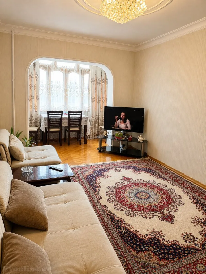 Satılır 3 otaqlı Mənzil Köhnə tikili 90 m² 8-ci mikrorayon