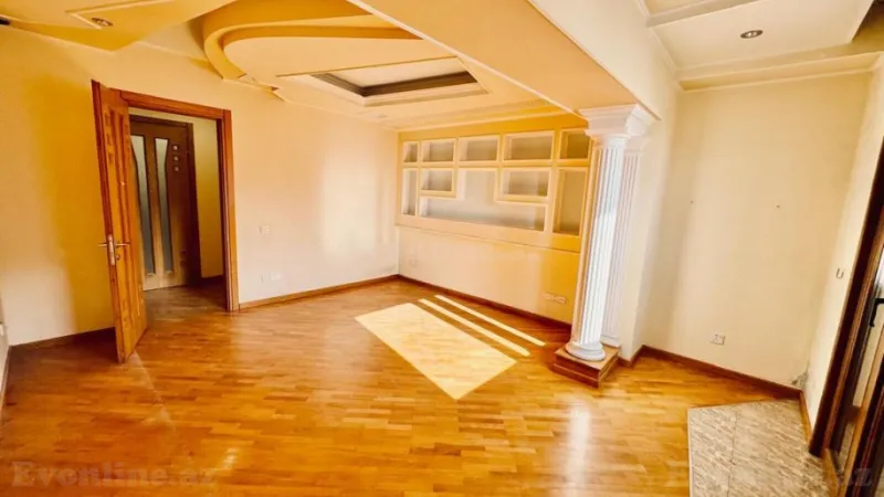 Satılır 3 otaqlı Mənzil Köhnə tikili 137 m² 28 May m. - şəkil 10