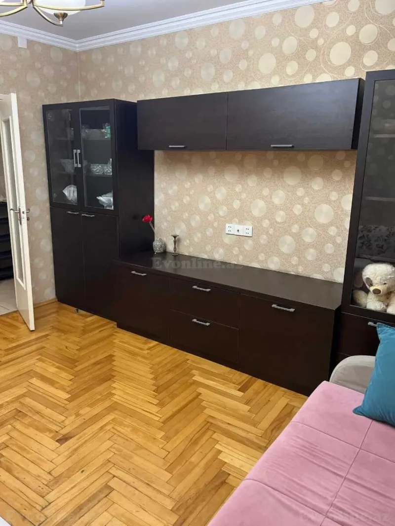Kirayə verilir 3 otaqlı Mənzil Köhnə tikili 70 m² Xalqlar Dostluğu m. - şəkil 2