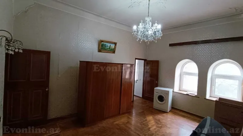 Satılır 2 otaqlı Mənzil Köhnə tikili 60 m² 28 May m. - şəkil 2