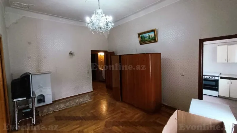 Satılır 2 otaqlı Mənzil Köhnə tikili 60 m² 28 May m. - şəkil 3