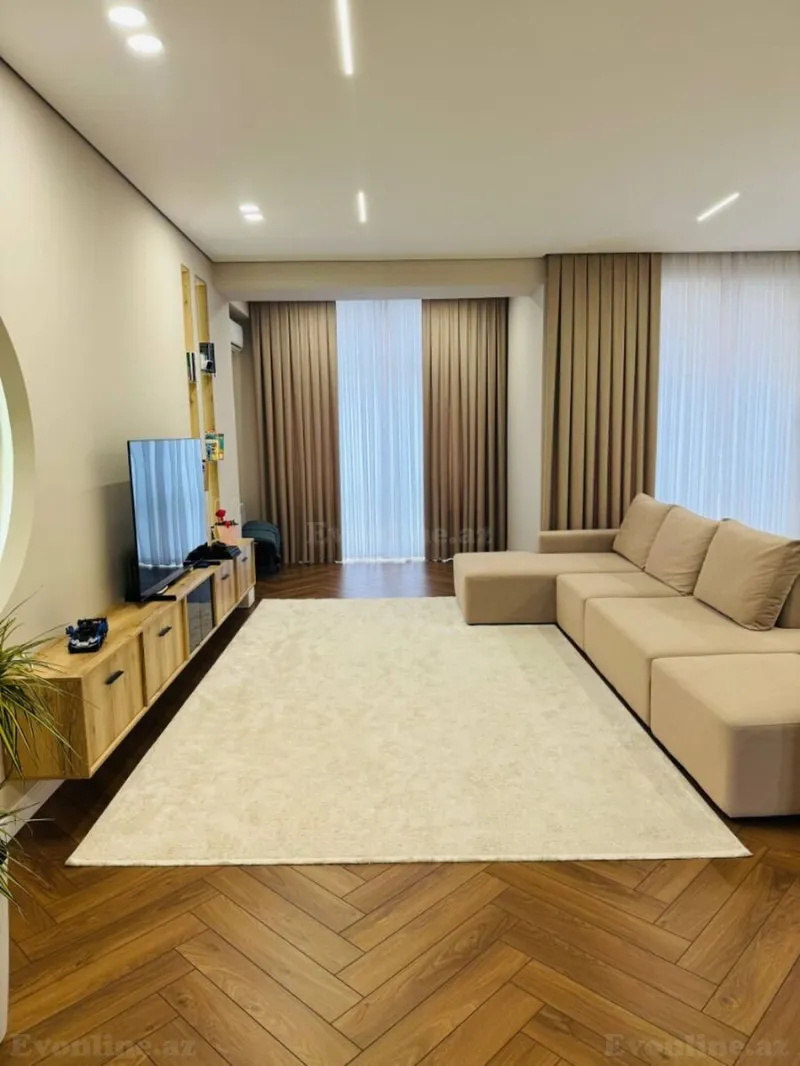 Kirayə verilir 3 otaqlı Mənzil Yeni tikili 140 m² Xətai r. - şəkil 3