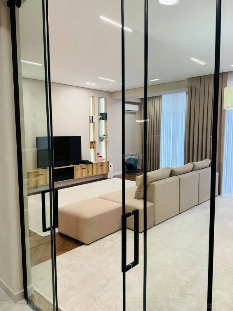 Kirayə verilir 3 otaqlı Mənzil Yeni tikili 140 m² Xətai r. - şəkil 4