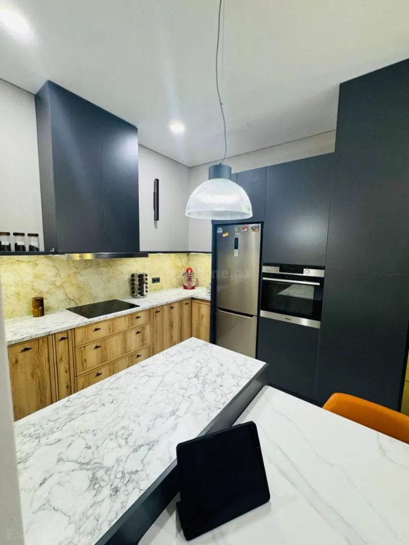Kirayə verilir 3 otaqlı Mənzil Yeni tikili 140 m² Xətai r. - şəkil 7