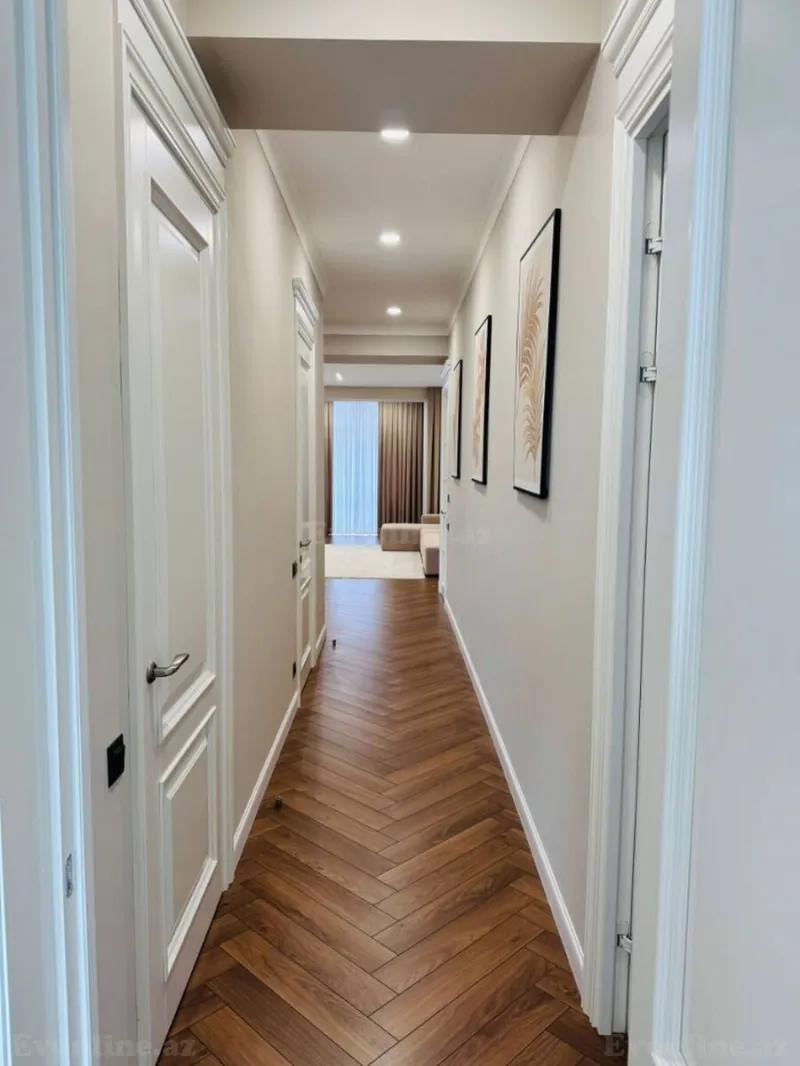 Kirayə verilir 3 otaqlı Mənzil Yeni tikili 140 m² Xətai r. - şəkil 14