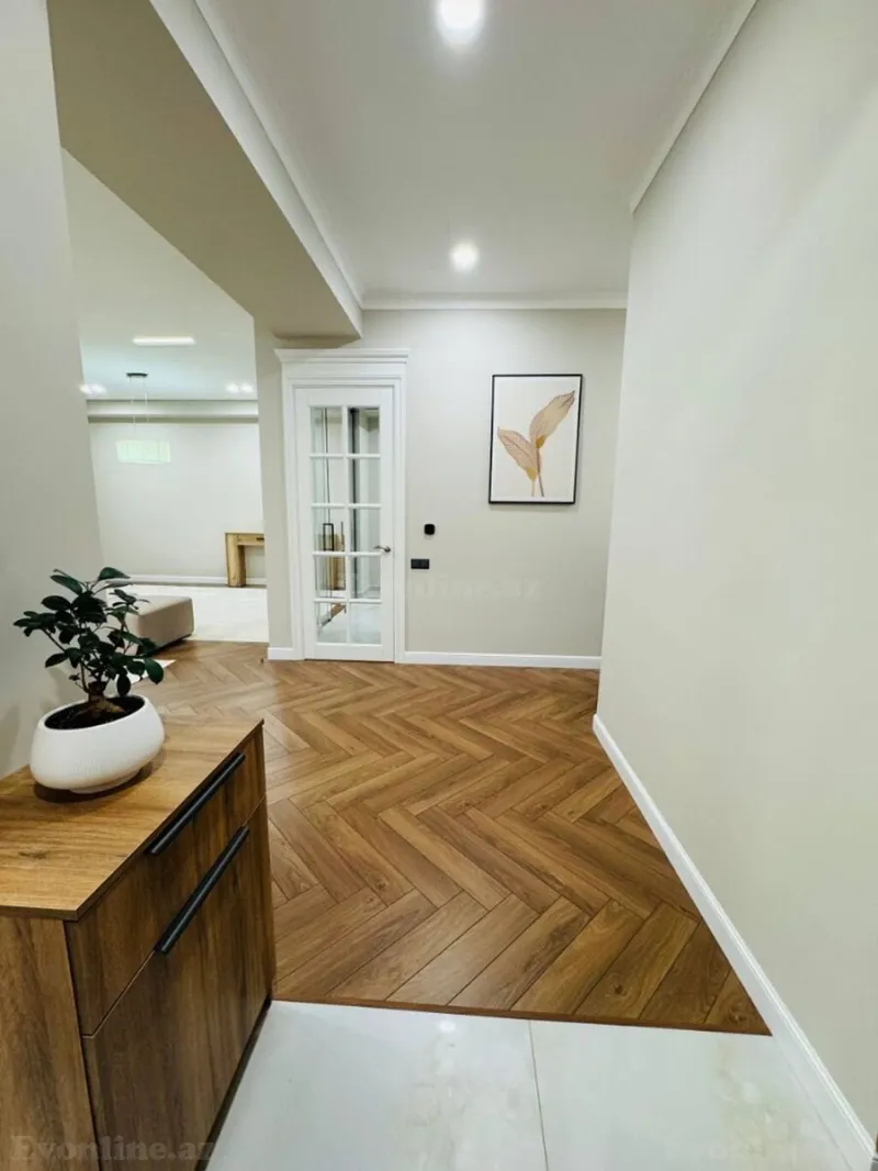 Kirayə verilir 3 otaqlı Mənzil Yeni tikili 140 m² Xətai r. - şəkil 16