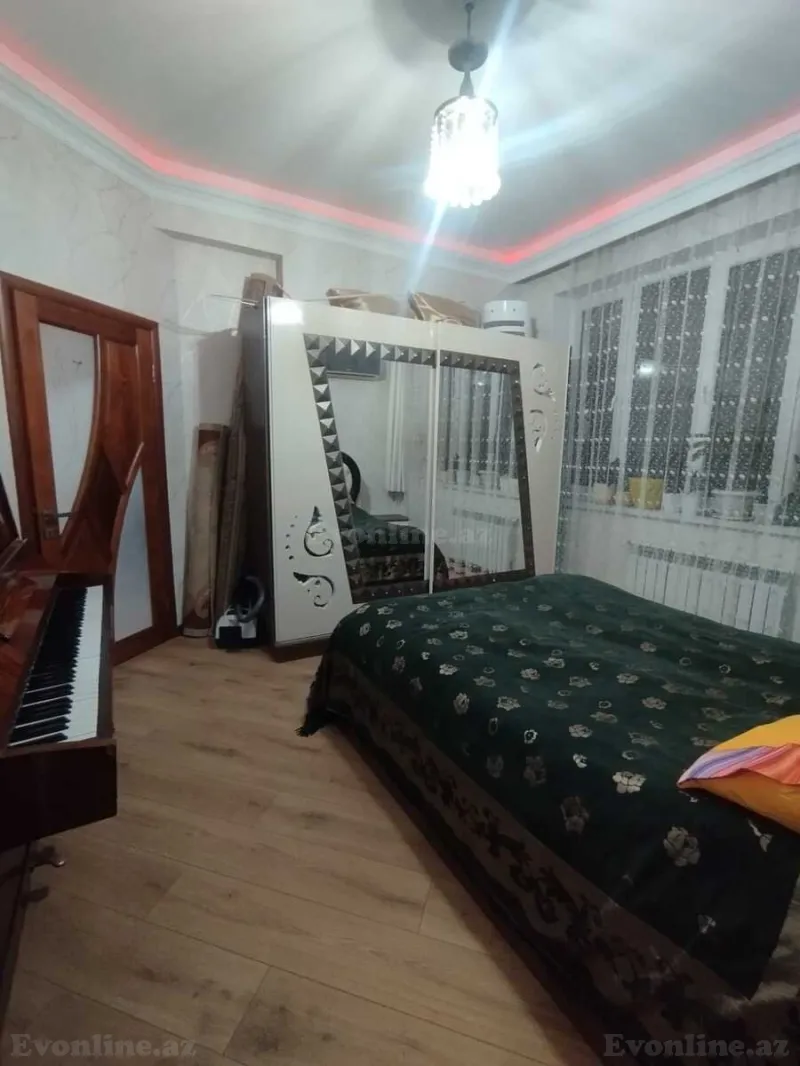 Satılır 3 otaqlı Mənzil Yeni tikili 70 m² İnşaatçılar m. - şəkil 5