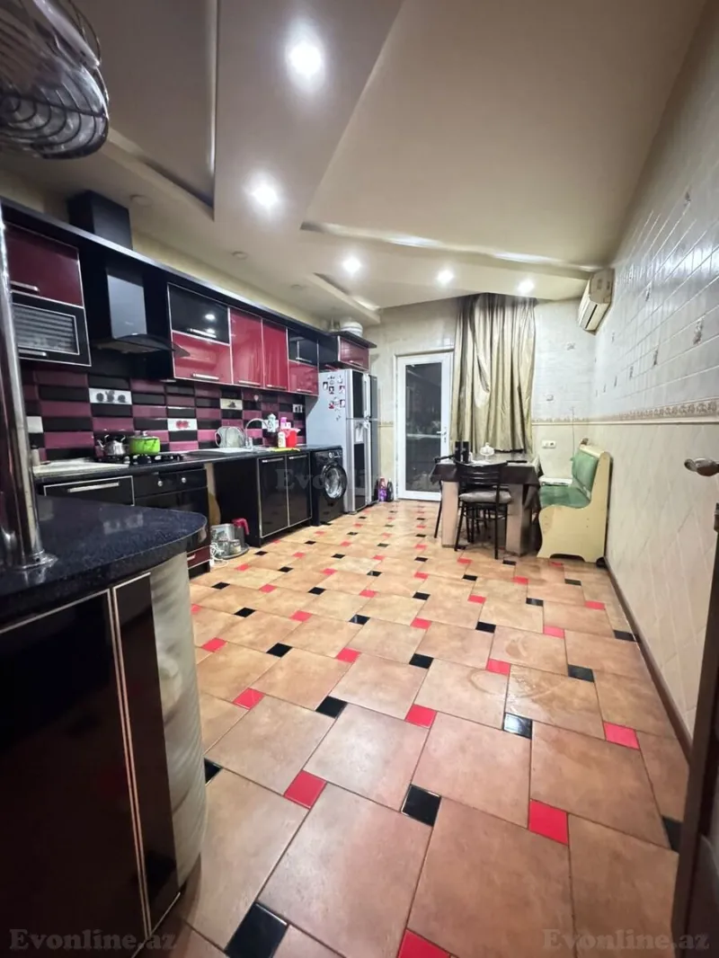 Satılır 4 otaqlı Mənzil Yeni tikili 17 m² Xətai m. - şəkil 4