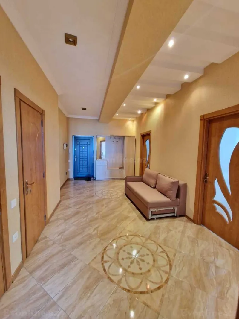 Kirayə verilir 3 otaqlı Mənzil Yeni tikili 130 m² Qara Qarayev m. - şəkil 13