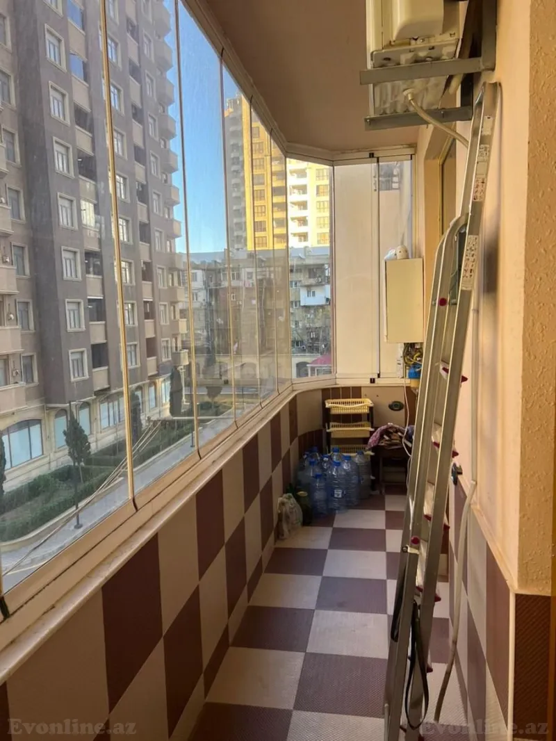 Satılır 4 otaqlı Mənzil Yeni tikili 200 m² 28 May m. - şəkil 5