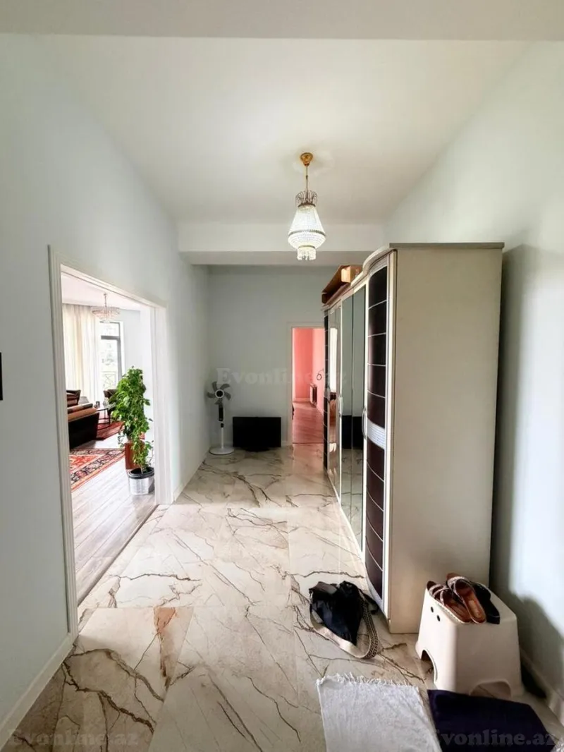Kirayə verilir 3 otaqlı Mənzil Yeni tikili 146 m² Xətai r. - şəkil 12