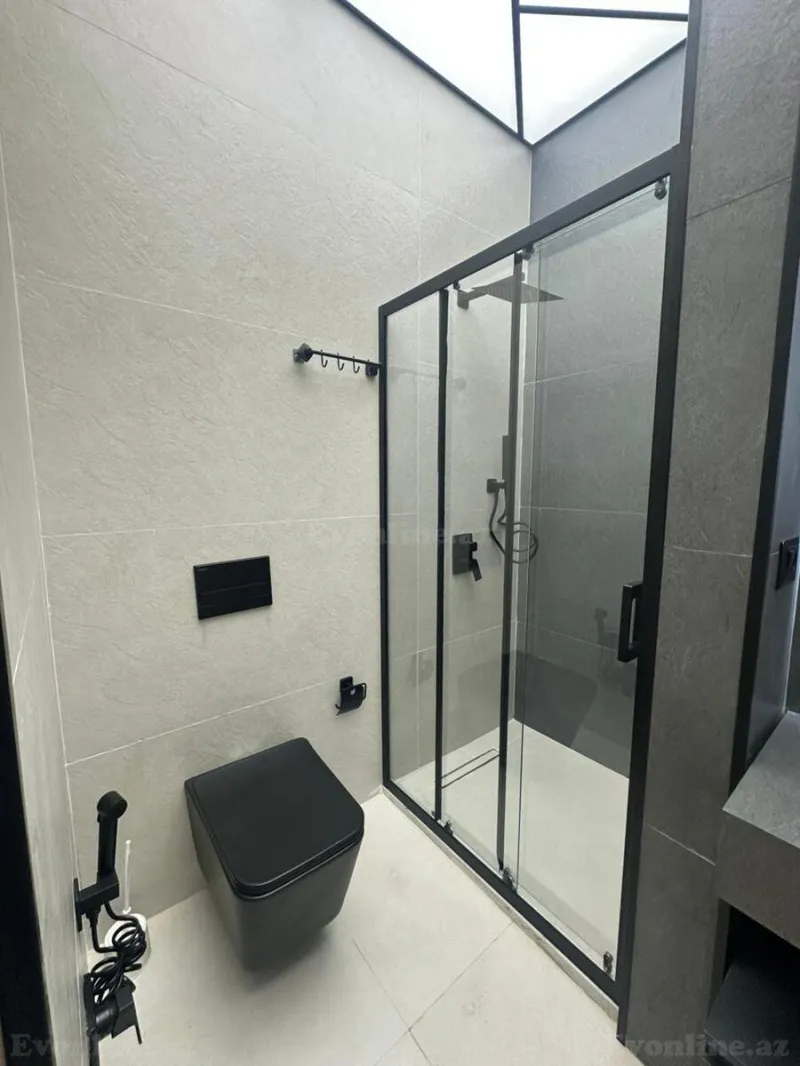 Kirayə verilir 3 otaqlı Mənzil Yeni tikili 140 m² Koroğlu m. - şəkil 10